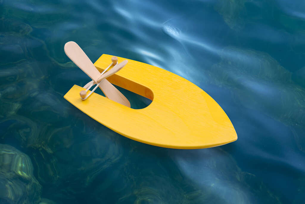 Bateau à élastique